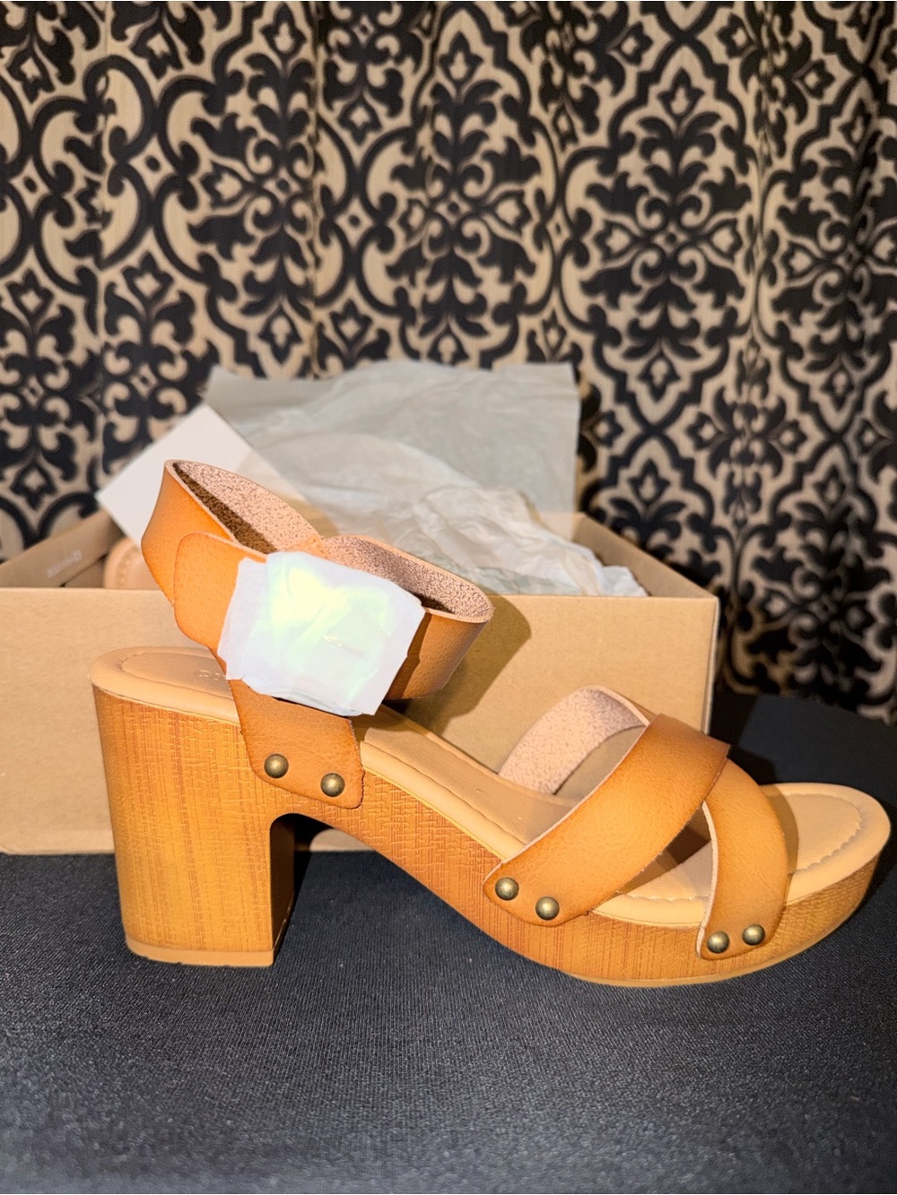 Women's Tan Platform Block Heel Sandal with Ankle Strap